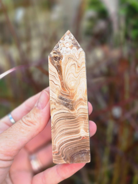 Amber calcite tower