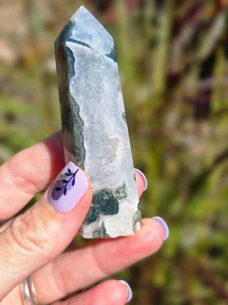 Moss agate point