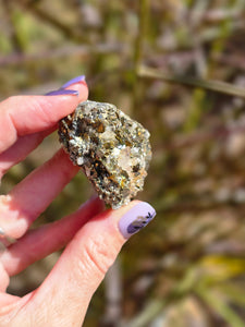 Quartz with pyrite cluster