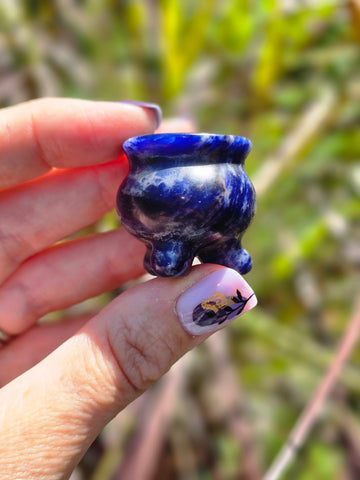 Sodalite cauldron