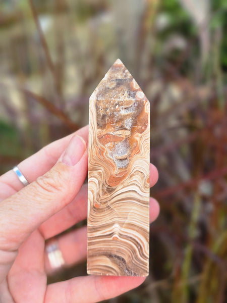 Amber calcite tower
