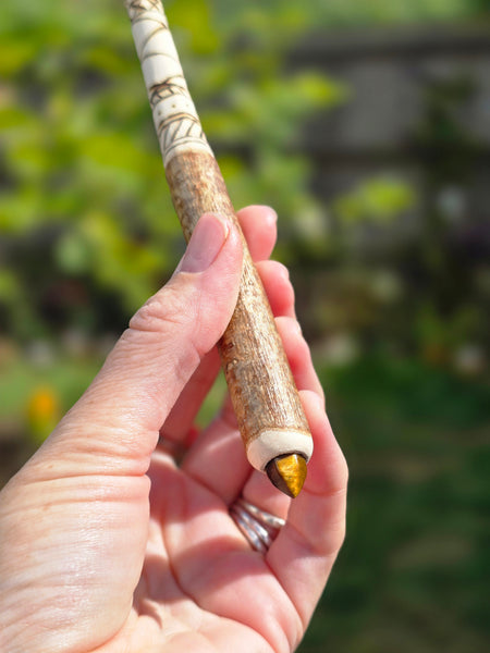 Hand made wand eith tigers eye