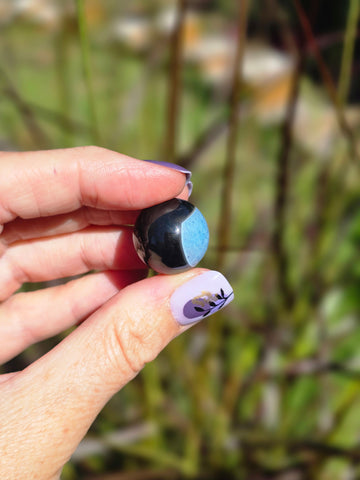 Blue dyed agate sphere